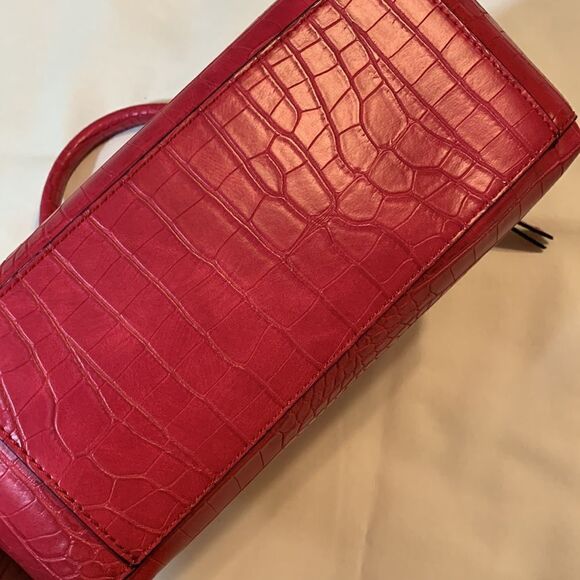 Dana Buchman pink handbag with Crossbody strap included NWOT. - Picture 3 of 12